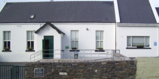 GAELSCOIL UI CHOIMIN